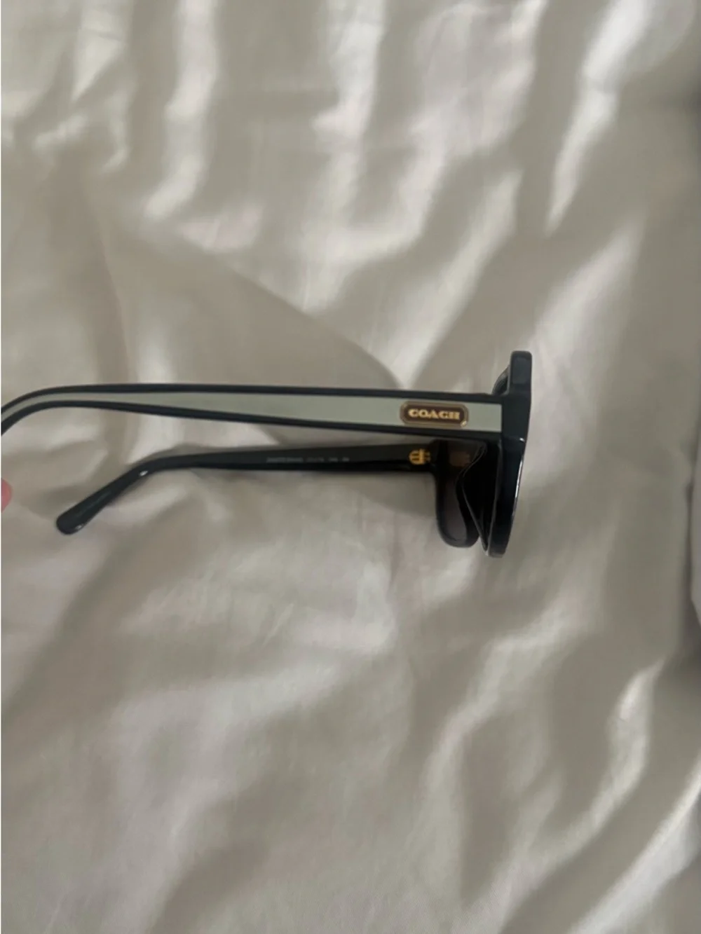 Coach stylish sunglasses